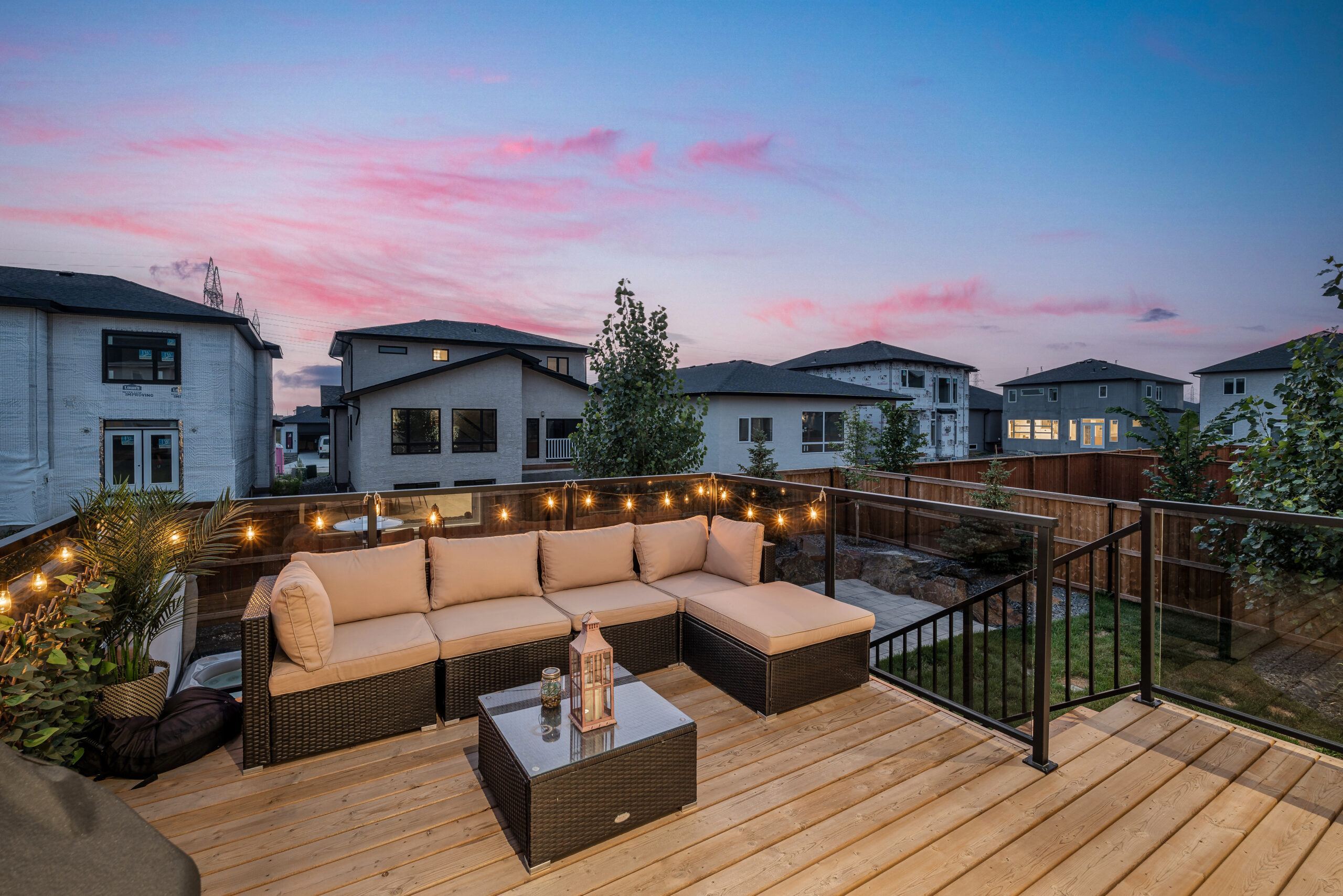 12 Siskin Bay - New-Twilight-4